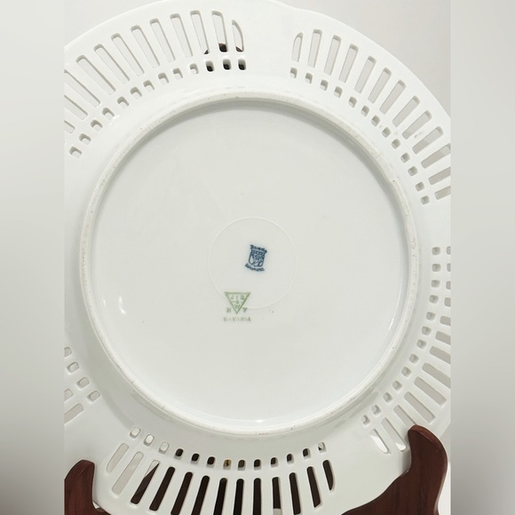Bavaria Germany Reticulated 10” 3/4 Plates Schumann - Picture 2 of 3